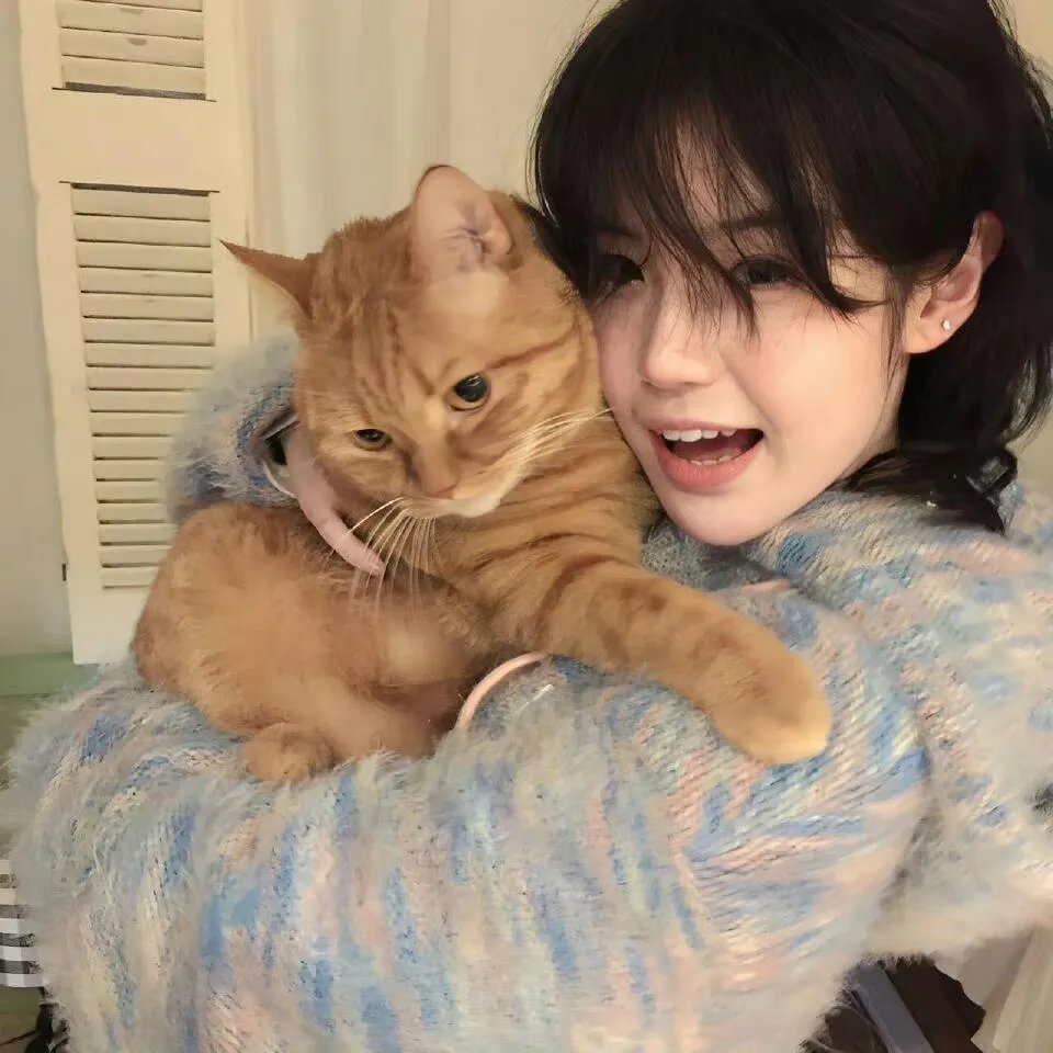 抓着彩虹的男人